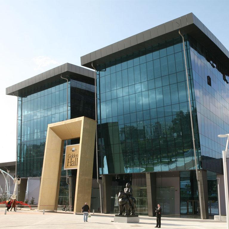 Centro Commerciale Golden Hall